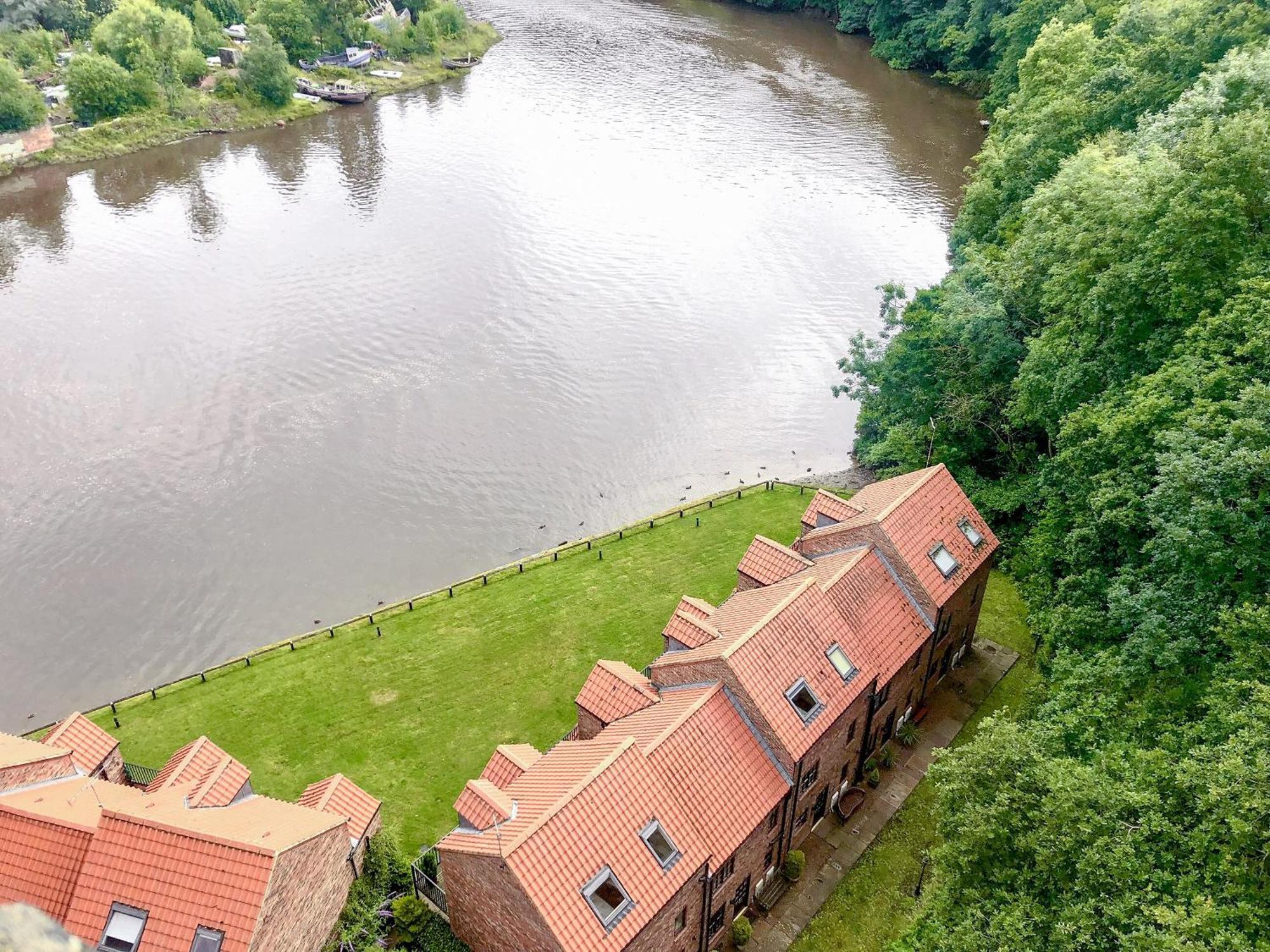 Quackers Villa Whitby Luaran gambar